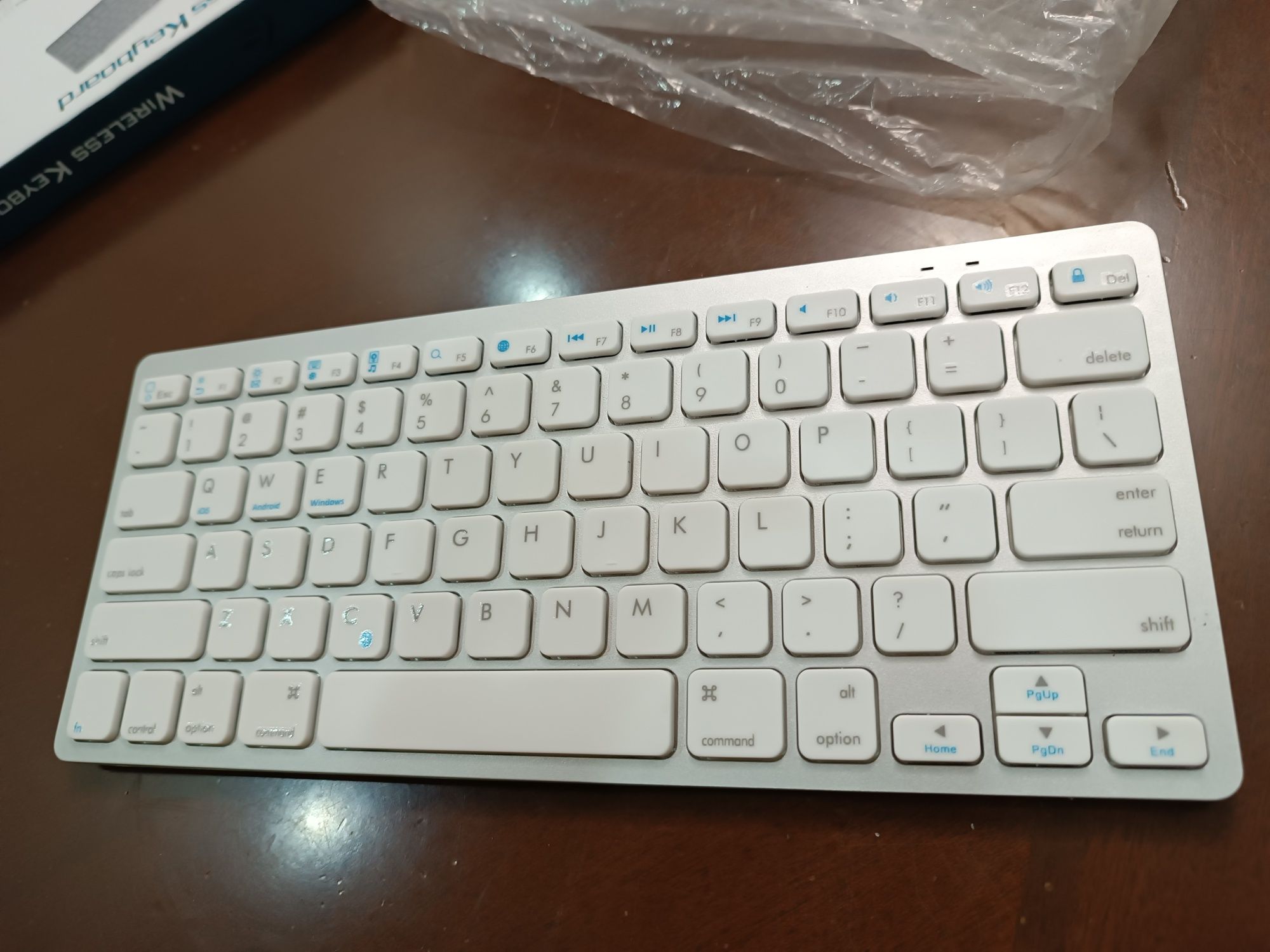 Беспроводная bluetooth клавиатура