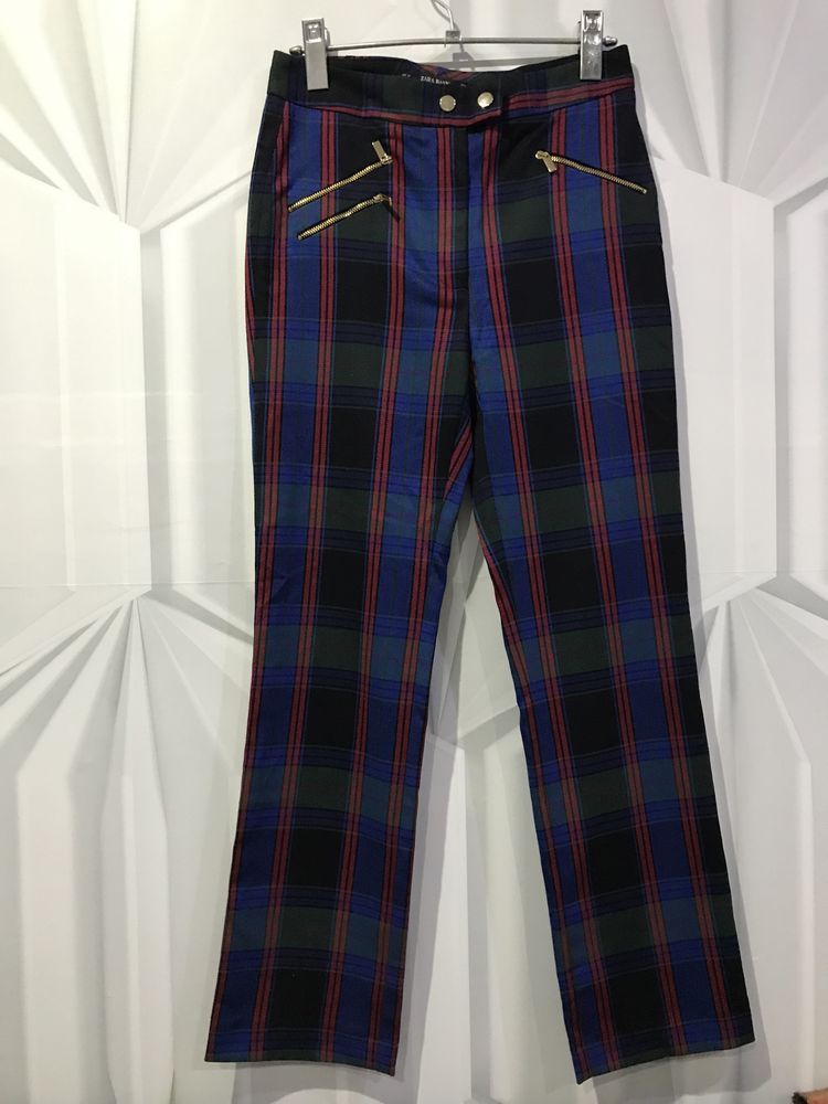 Salopeta/pantaloni carouri Zara