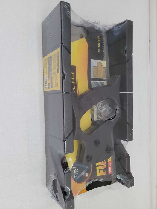 Стусло МАСТЕР, для распиловки заготовок. Новый