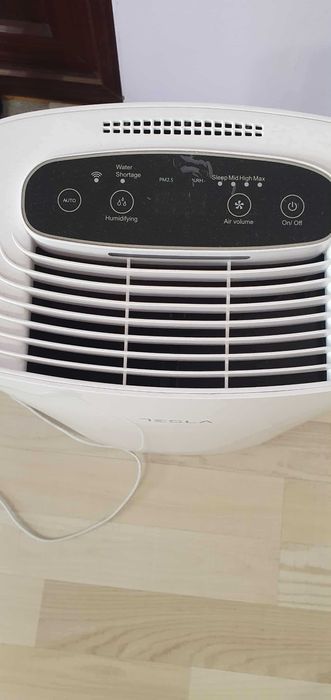 Purificator de aer TESLA