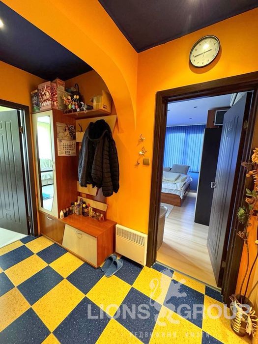 Продава се Двустаен апартамент в Варна, Изгрев - 65 кв.м за 1999 €/кв.м - Снимка #3