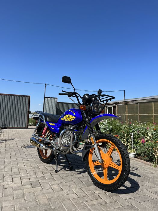 Продам LTM200-M9