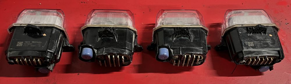 Vand faruri led can-am
