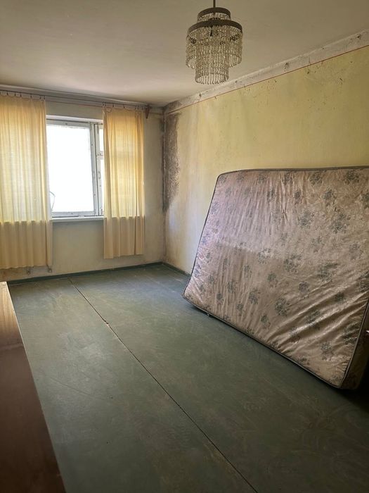 Продаётся 3х комнатная.СРОЧНО