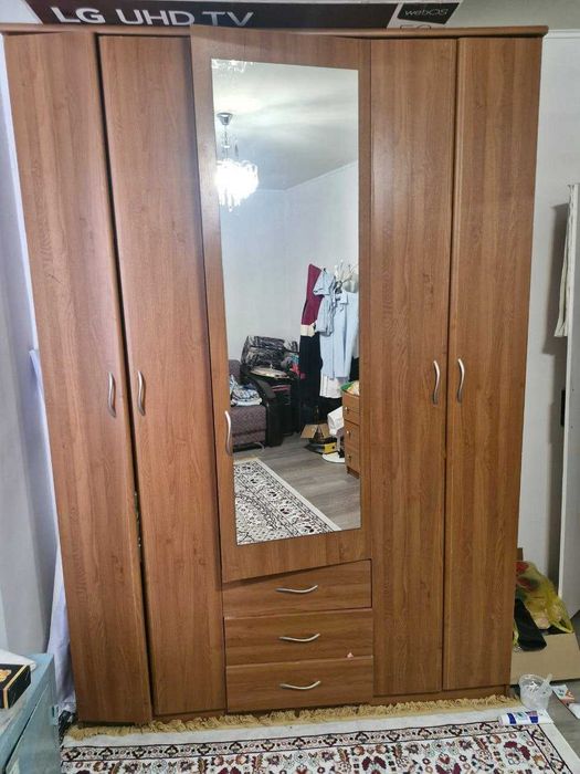 Шифоньер для спальни