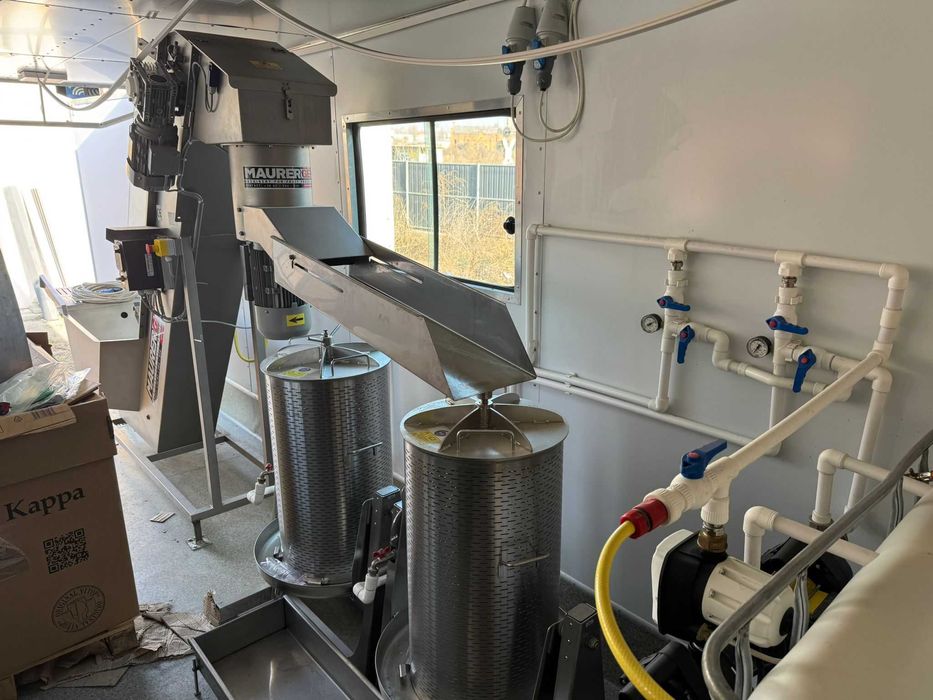 AFACERE- Linie Automatizată Profesioanala Mobilă Nouă de Producere suc