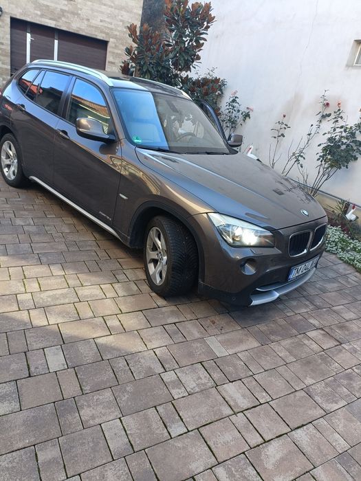 Vând Bmw x1 an 2010