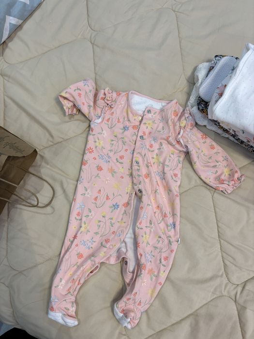 Next - Лот , ромпъри и роклички !!!