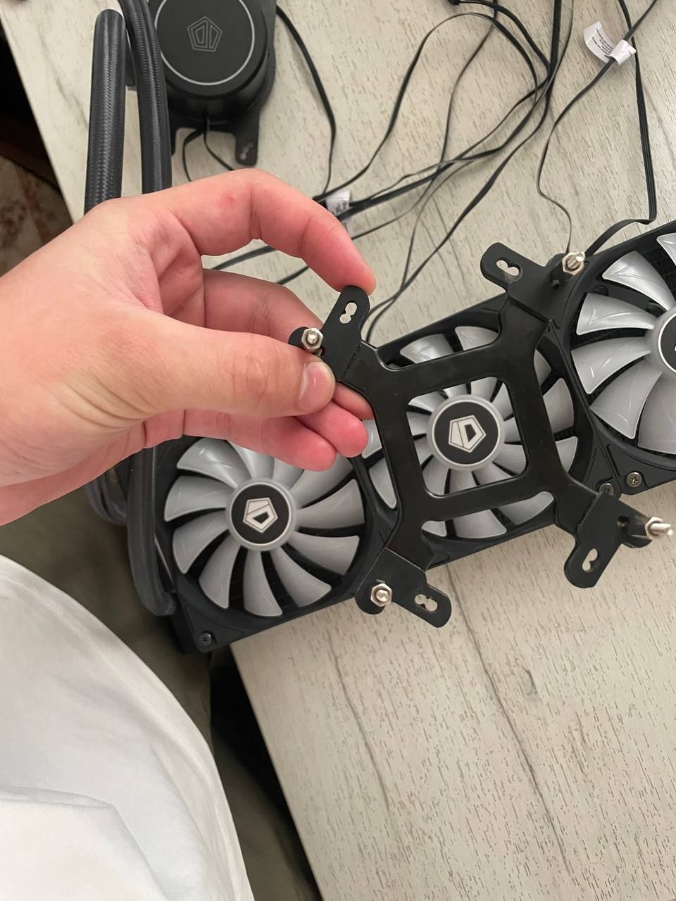 Водянка Id-Cooling Auraflow X 360 новая стоит 80$