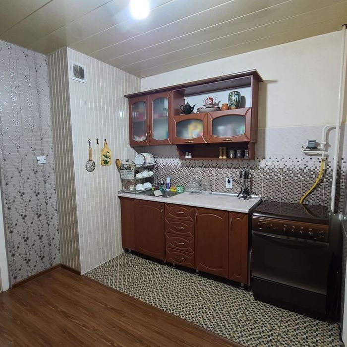 Продажа 6 комнатная квартира 138 кв.м, 2 сан узла, 4 балкона,