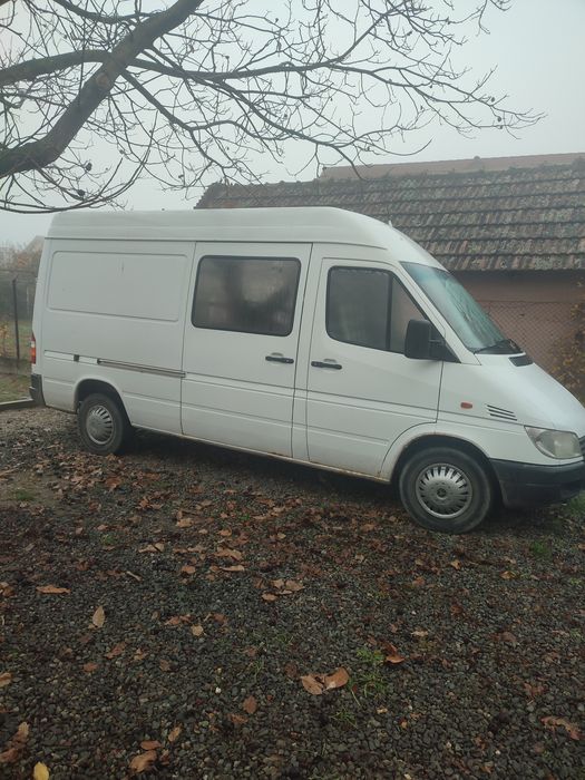 Transport marfa sau ...