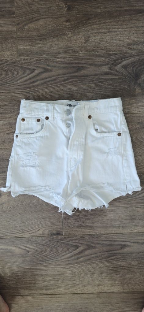 Дамски къси панталони Zara 32