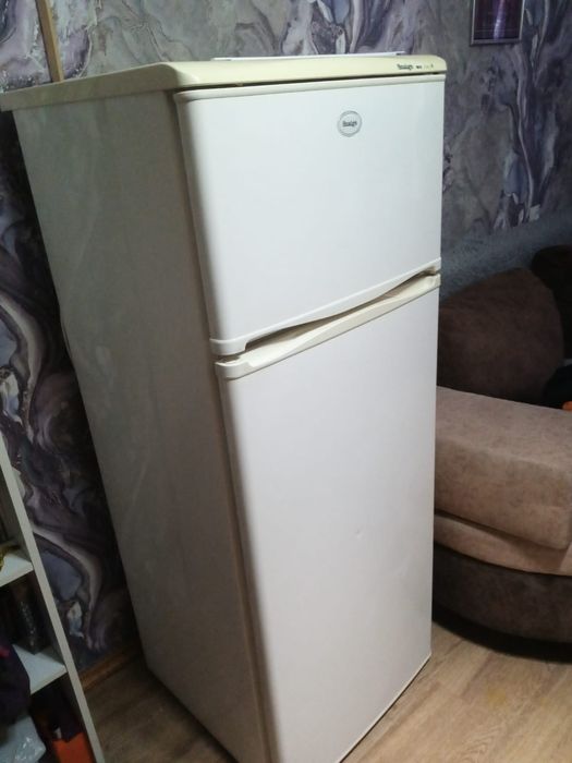 Холодильник рабочий