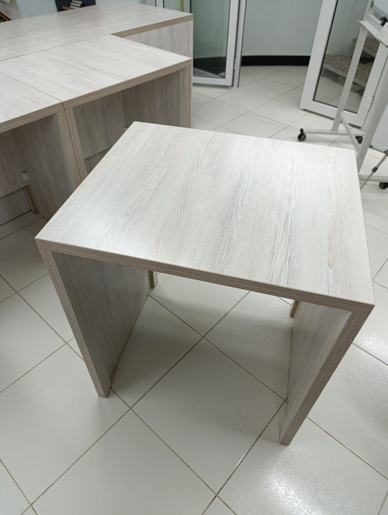 Mebel o'quv markazlariga yaxshi ketadi.