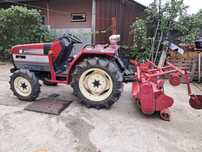 Tractor compact Mitsubishi 25CP
