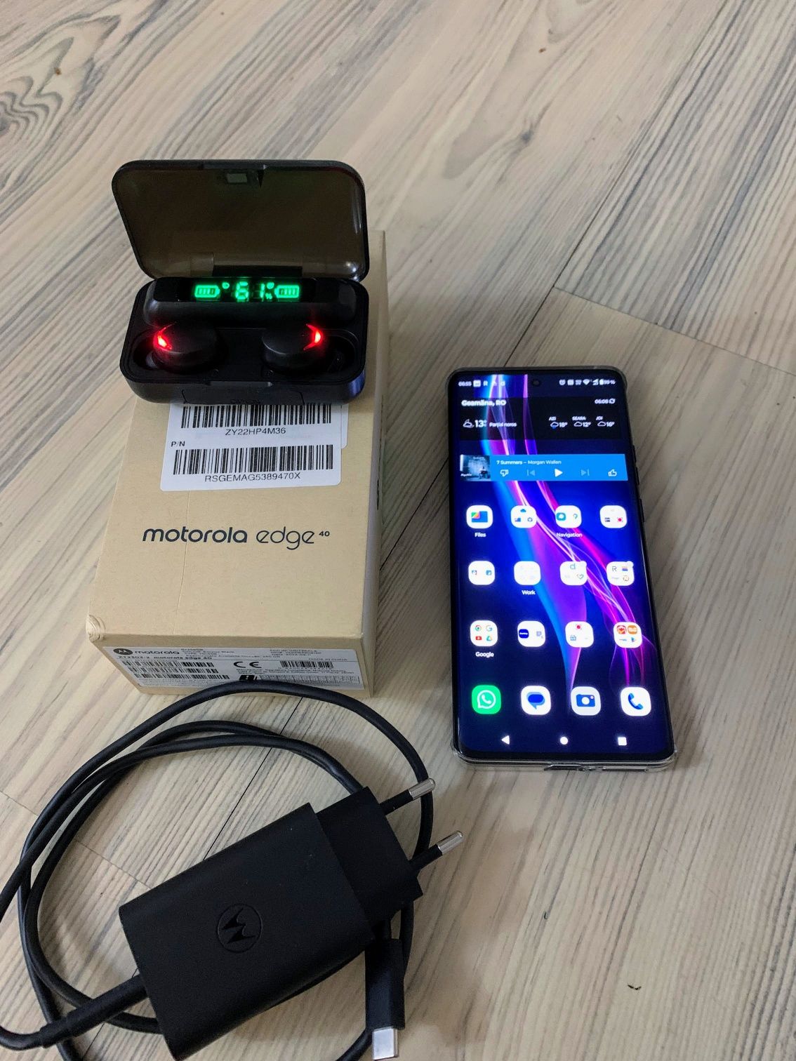 Telefon mobil Motorola Edge 40, Dual SIM, 8GB