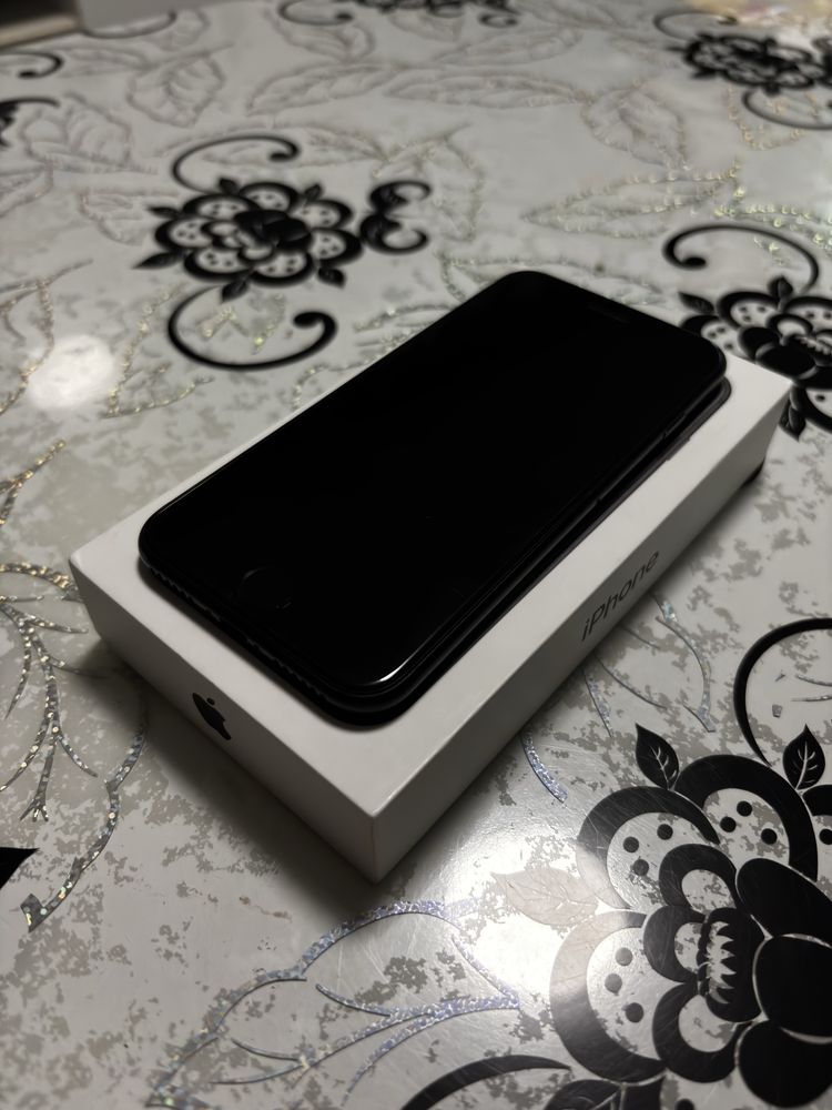 Iphone se 2020 НОВА БАТЕРИЯ