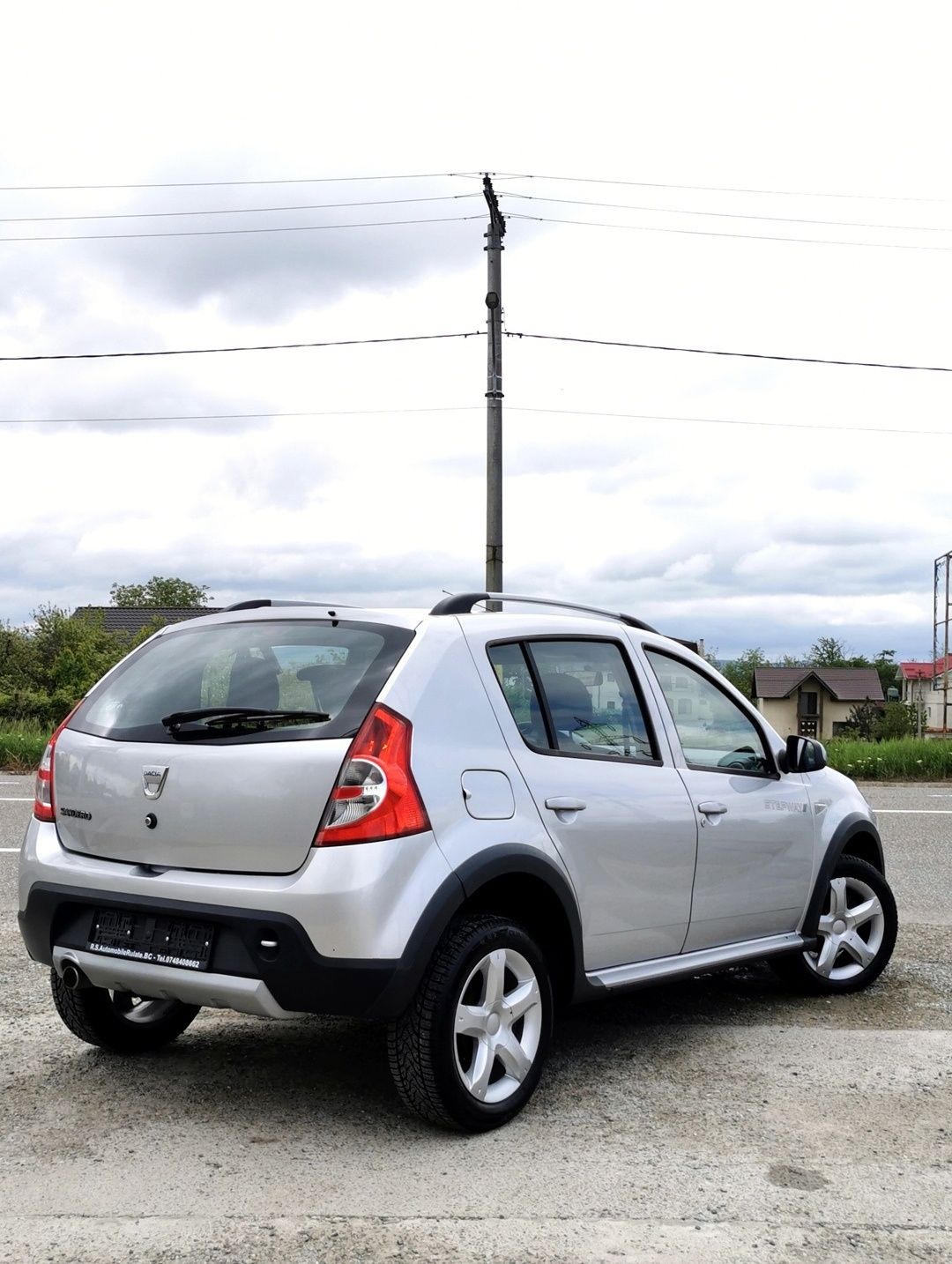 DACIA SANDERO Stepway 1.6 Banzina / 2011 / Euro 5 / Aer Conditionat