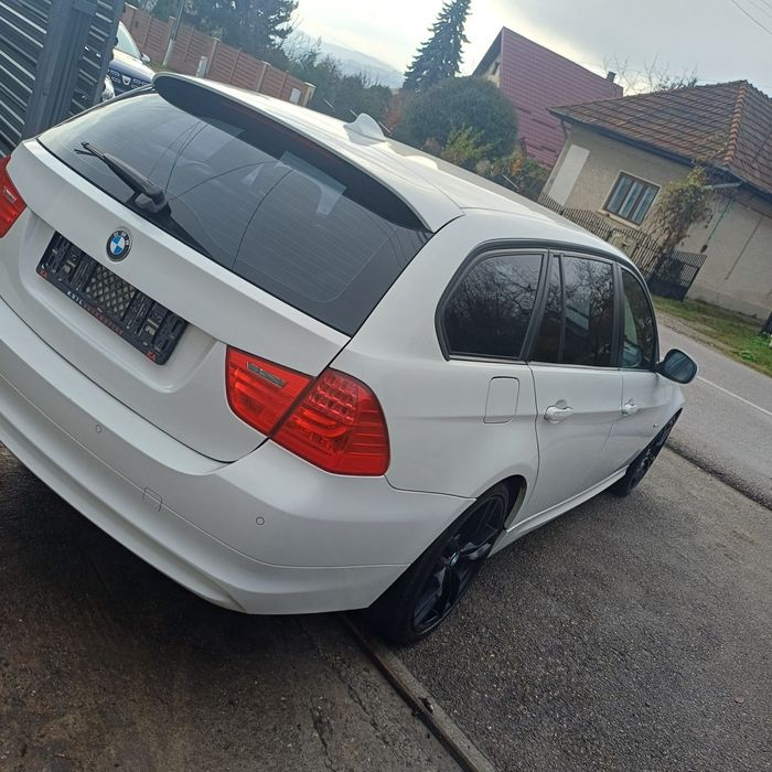 Seria 3 / 2011 / 2.0 Diesel 143 cp / Euro 5 / Navi / Clima / Piele / J