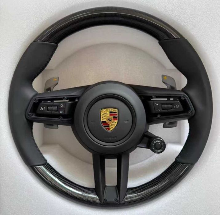 Porsche спортен карбонов волан с мултифункции и Drive Mode селектор