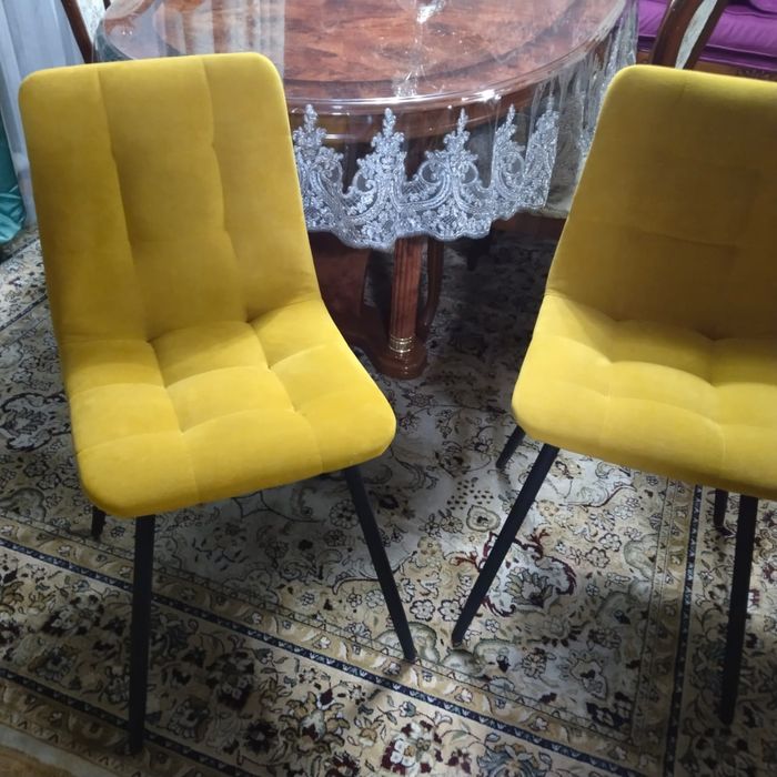 Два велюровых Стула за 30 тысяч