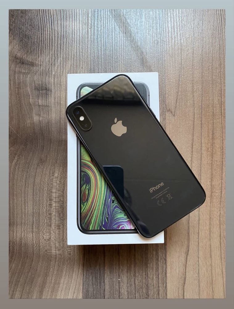 Продам Apple Iphone XS