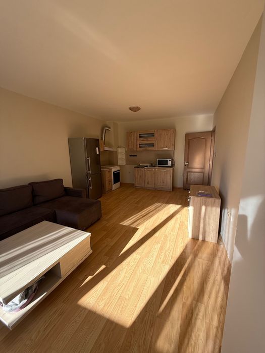 Двустаен апартамент под навм