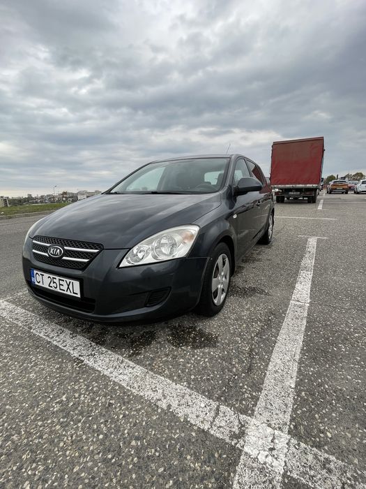 Kia Ceed 2009 1.4 benzina