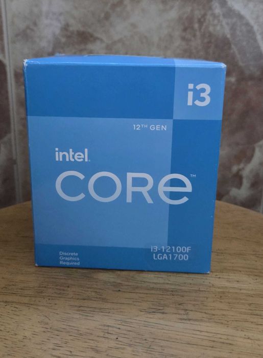 Процесор: Intel® Core™ i3 12100F