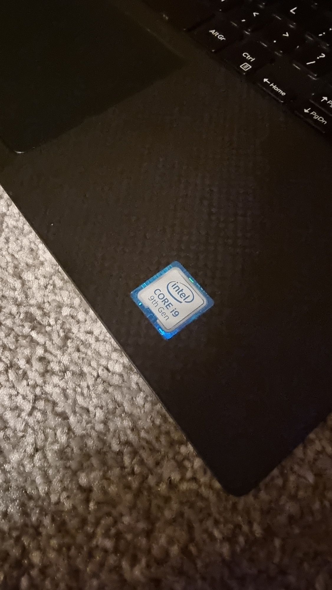 Dell xps 7590 i9