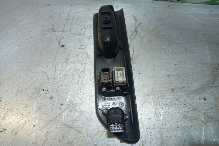 Butoane geam sofer Renault Laguna prima generatie (facelift)