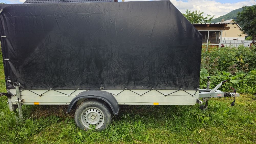 Vând remorcă 1200 kg