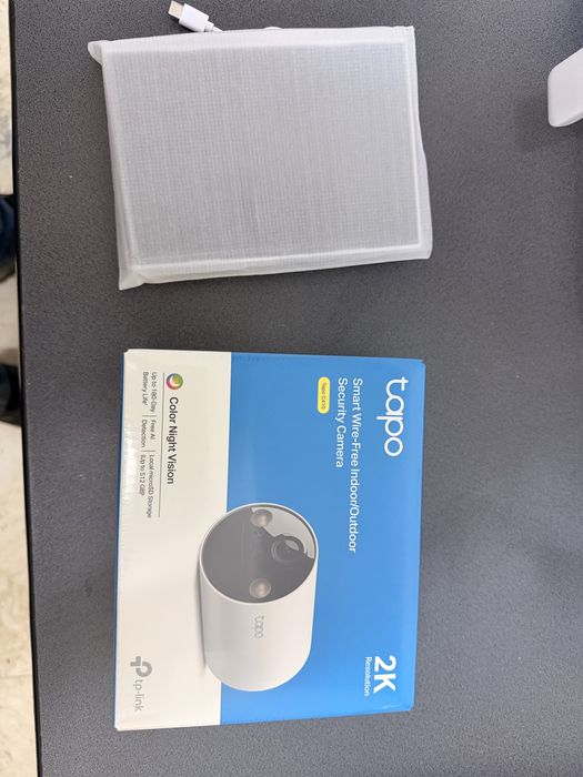Kit camera tapo c410 4k cu acumulator + panou solar noi sigilate