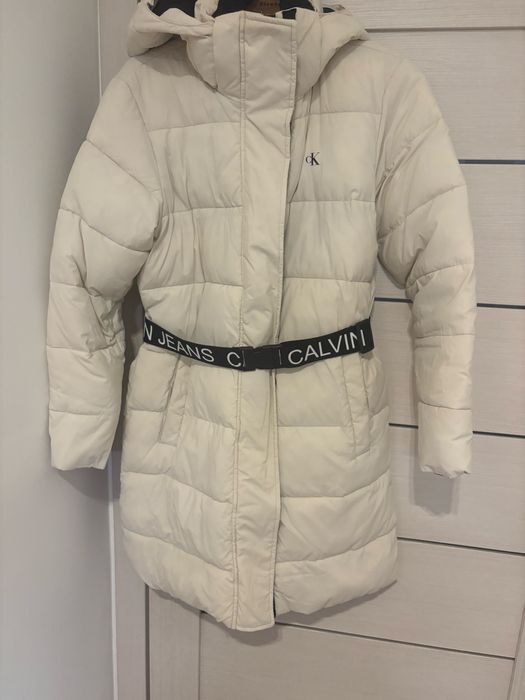 Дамски зимни якета Calvin Klein
