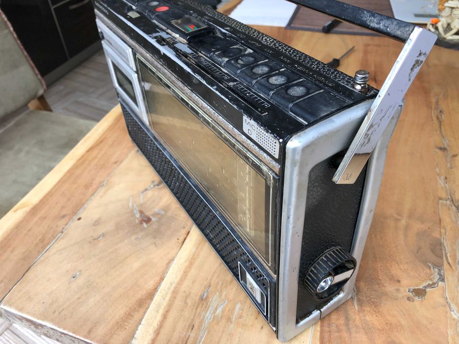 Grundig C6000 за части