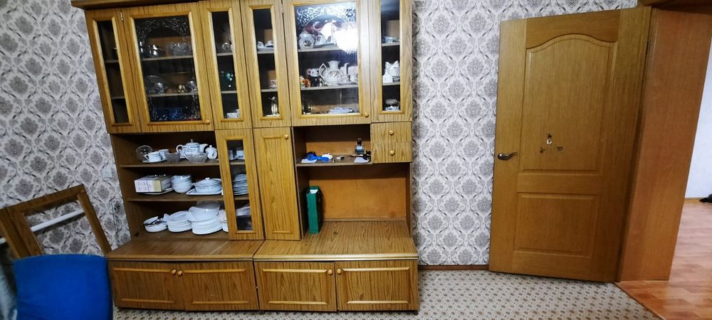 Продам стенку в отличном состоянии