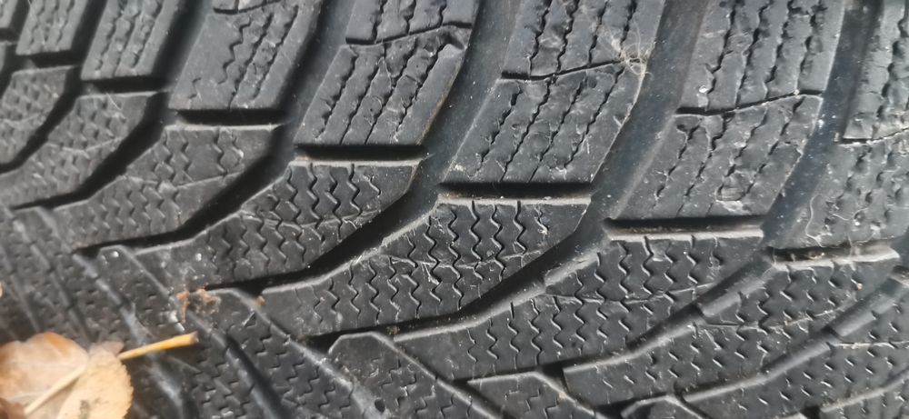 Зимни гуми nexen 235/55/17