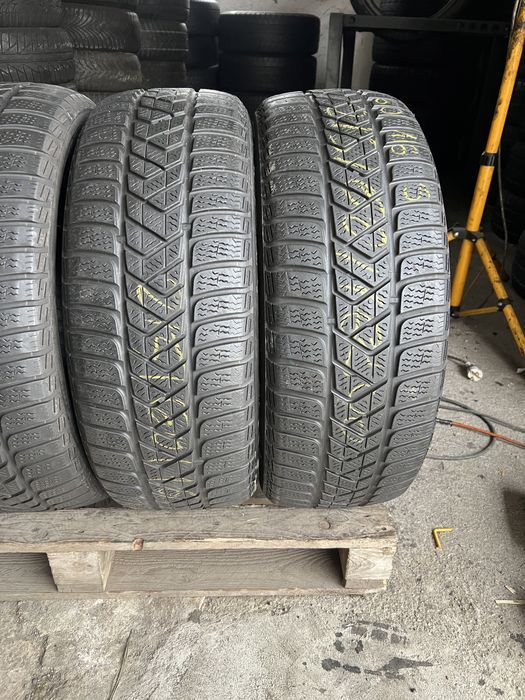 4 anvelope de iarna 215/60/16 pirelli!