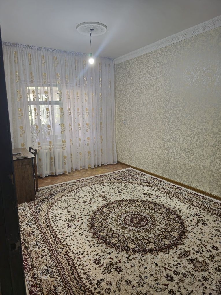 Дом продается 2/2/4 ор-р паркентский рынок