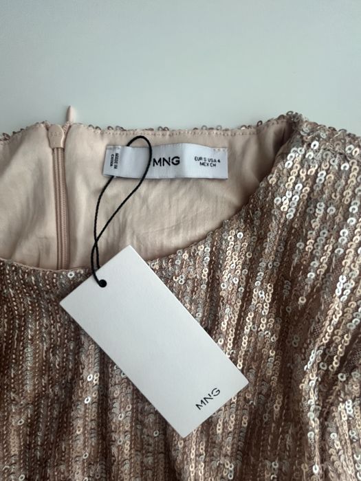 Нова рокля Mango рр S