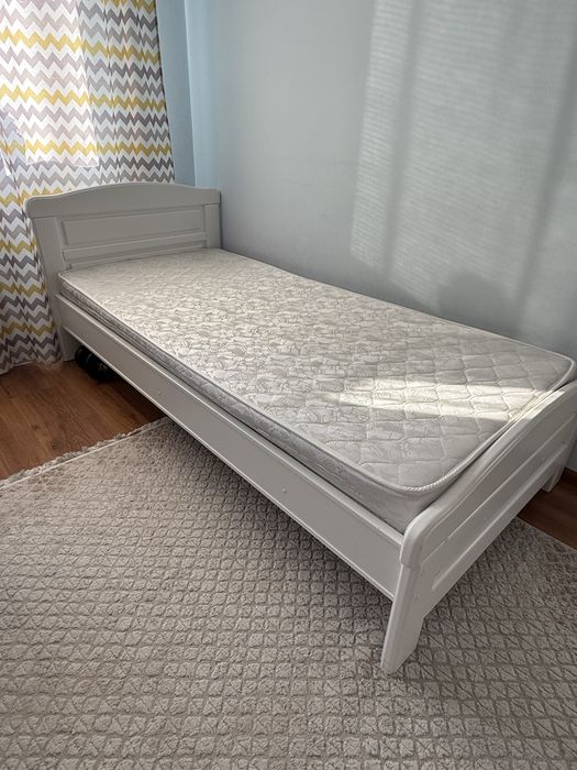 Продам кровать IKEA