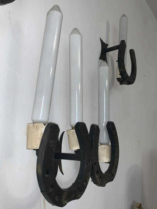 Set aplice din fier forjat forma de potcoava pt terasa/filigorie