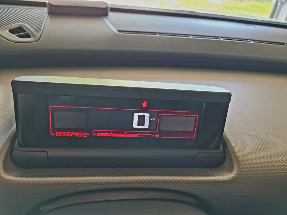 Vând citroen c4 cactus