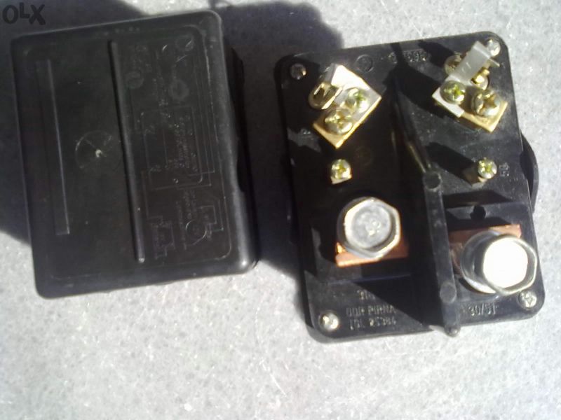 Превключвател /Шалтер/ от 12 на 24 волта Ифа IFA W50, ПРАГА, MTZ