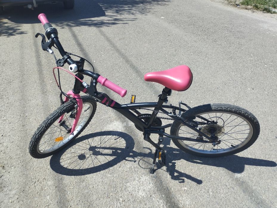 Bicicletă B-twin in stare  foarte bună