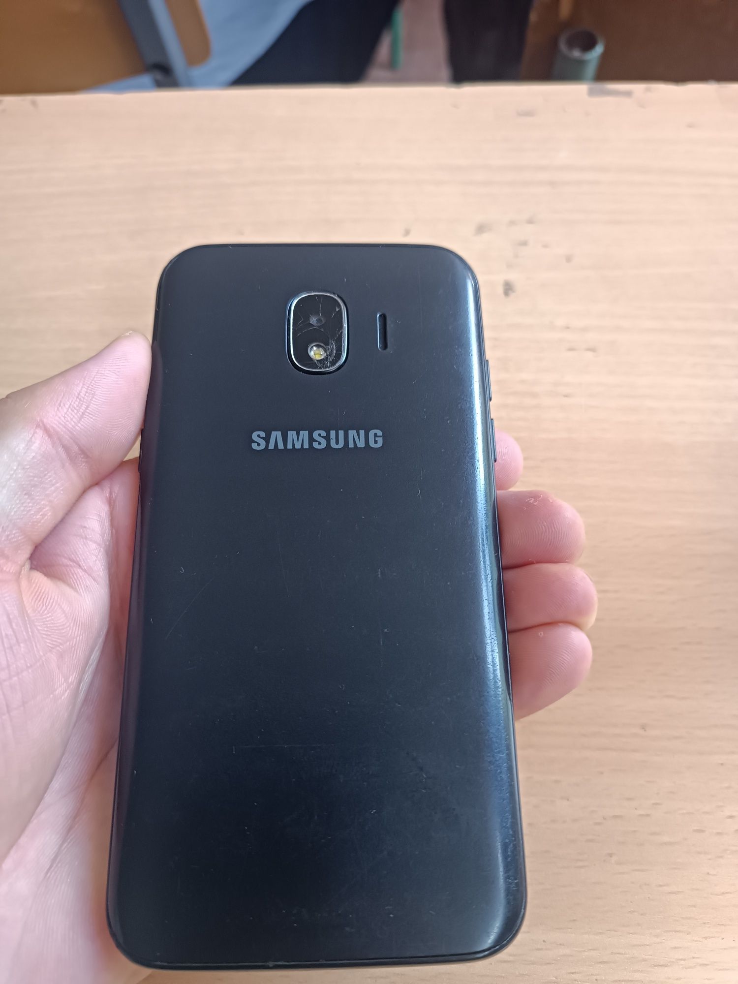 Samsung J2 holati yaxshi