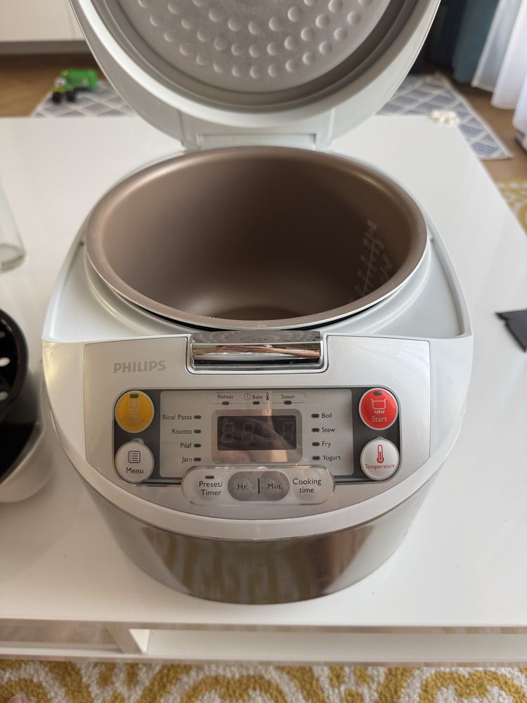 Мултикукър Philips