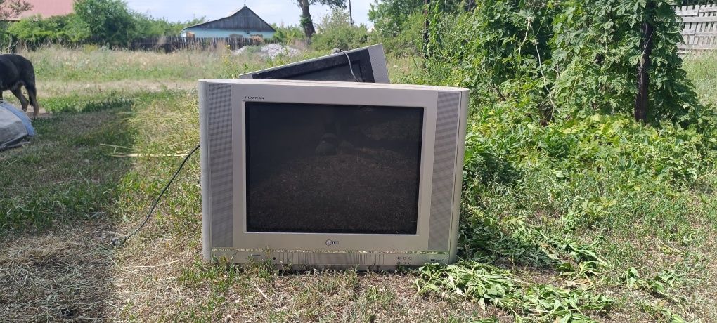Продам два телевизора