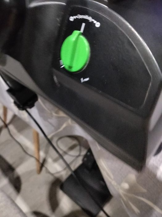 Продавам волан и педали + need for speed