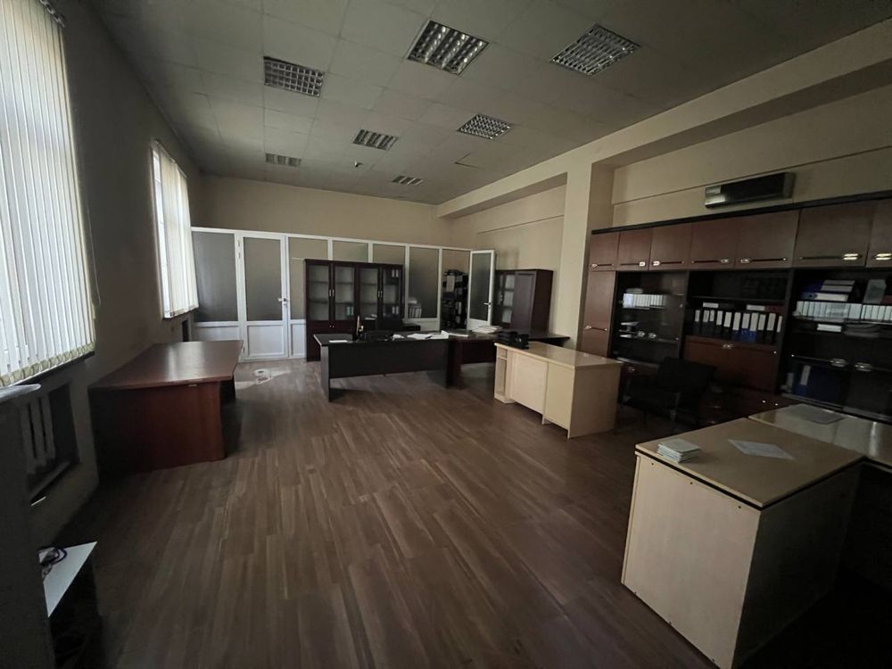 ПРОДАЁТСЯ ПРОМЗОНА (с Веткой) Жомий 76сот (Здание 1300м2; Ангар: 2800)